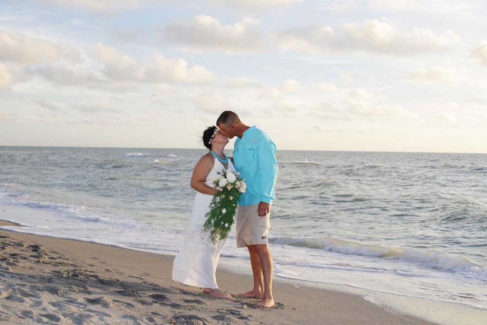 When To Book Your Florida Beach Wedding Florida Sun Weddings